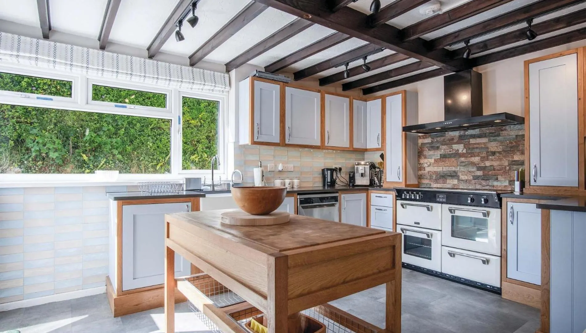 Bryn View - 5 Bedroom Holiday Home - Oxwich